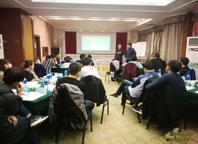 一线主管管理能力突破 从业务骨干到团队领袖的蜕变之旅